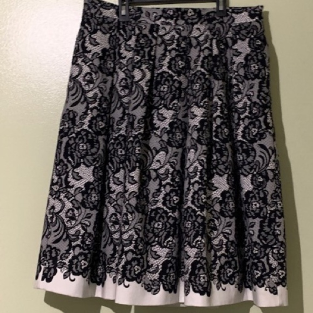 White House Black Market Lace Print Full Skirt 14